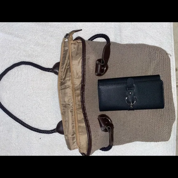 Authentic Rustic Hand Bag Included Wallet - Picture 2 of 3